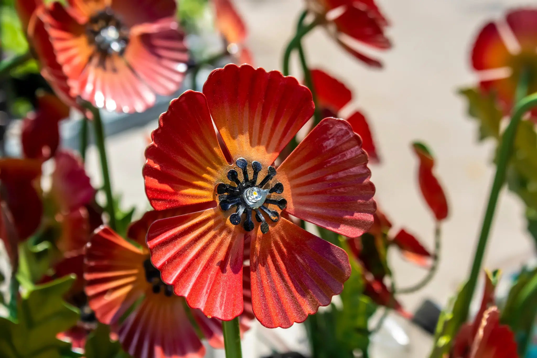 Garden Yard Stakes vs. Garden Flags: Which Outdoor Décor Is Right for You?