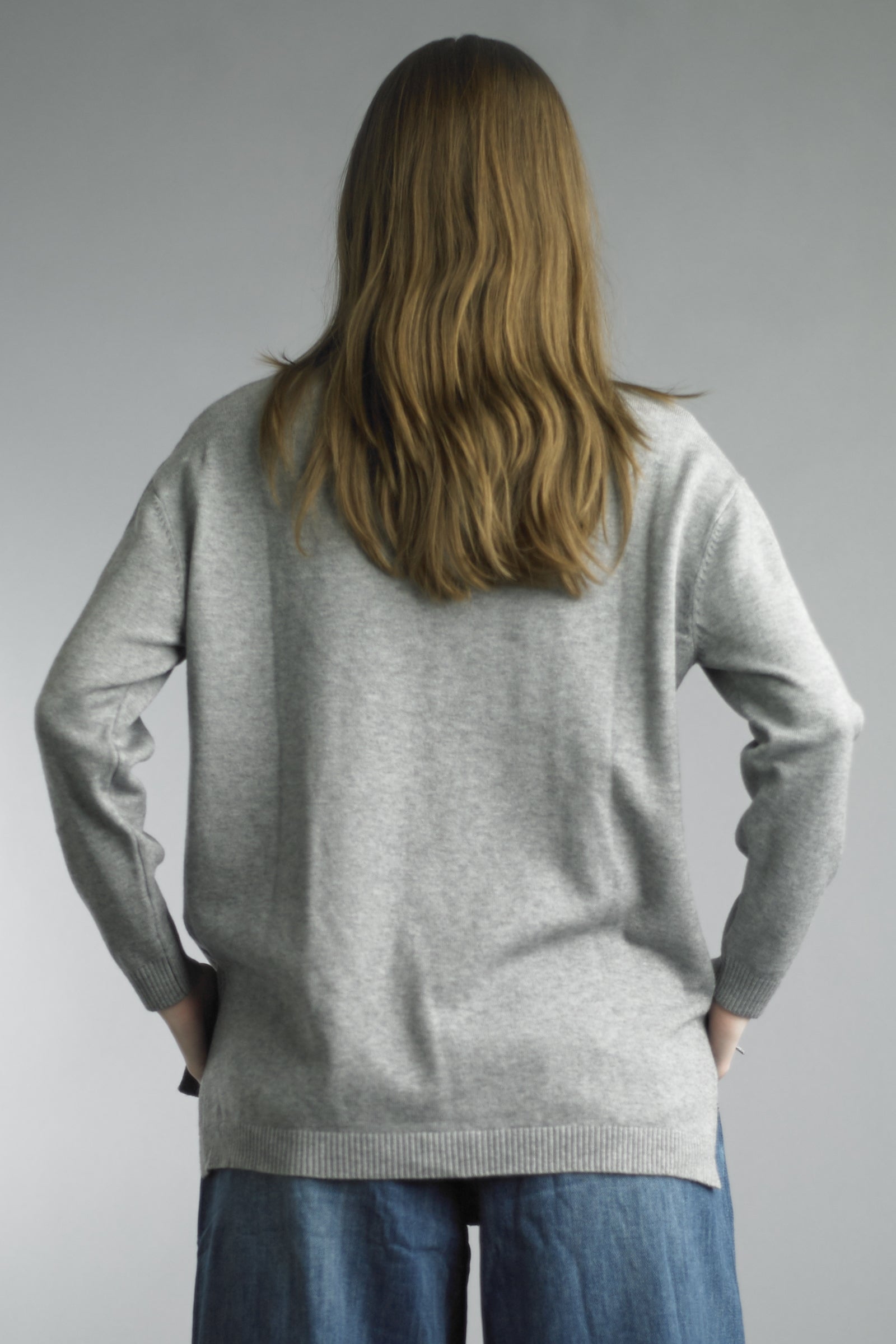 Crewneck Double Pocket Sweater By: Tempo Paris