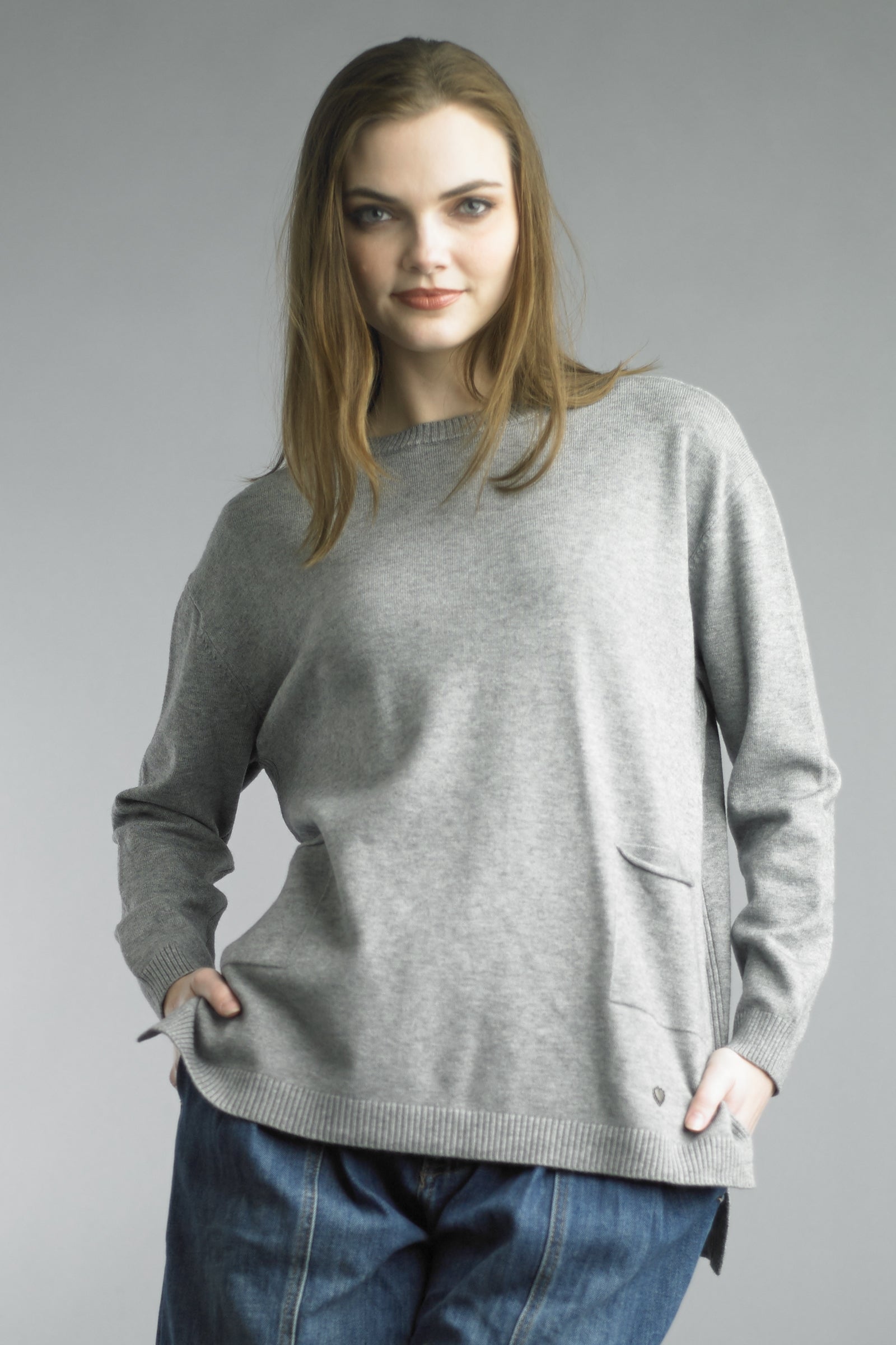 Crewneck Double Pocket Sweater By: Tempo Paris