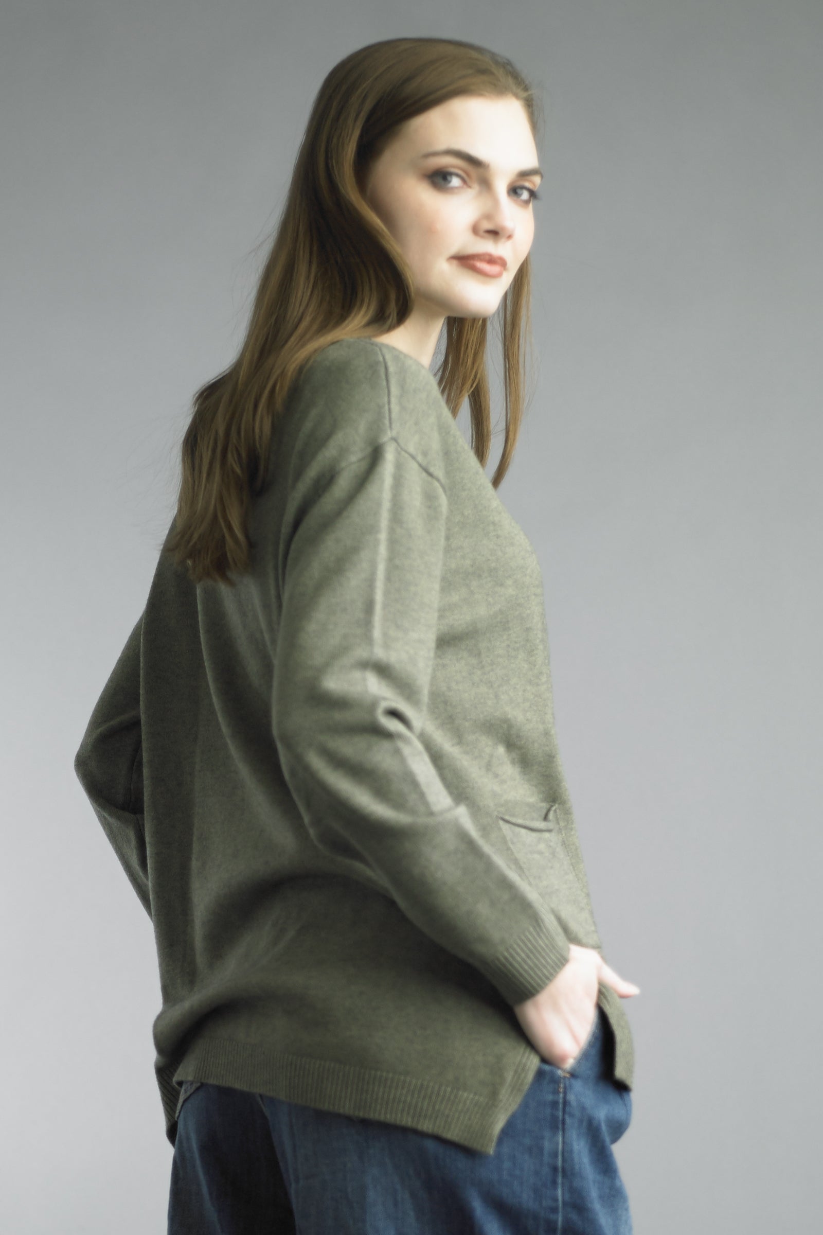 Crewneck Double Pocket Sweater By: Tempo Paris