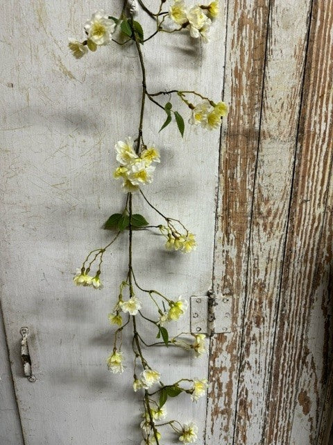 3-ft Rose Blossom Vine (2-Colors)