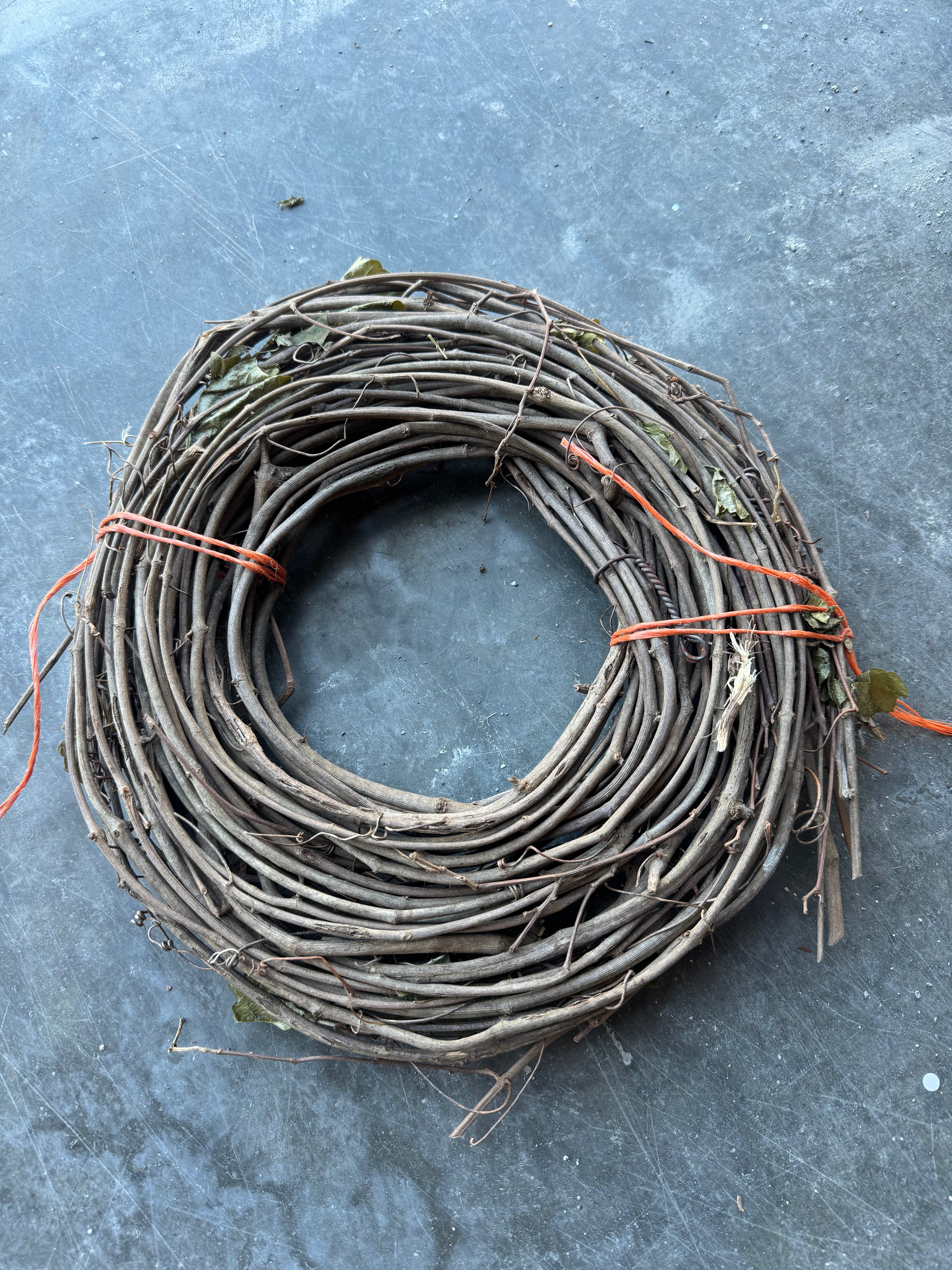 Grapevine Garland Roll (2-Sizes)