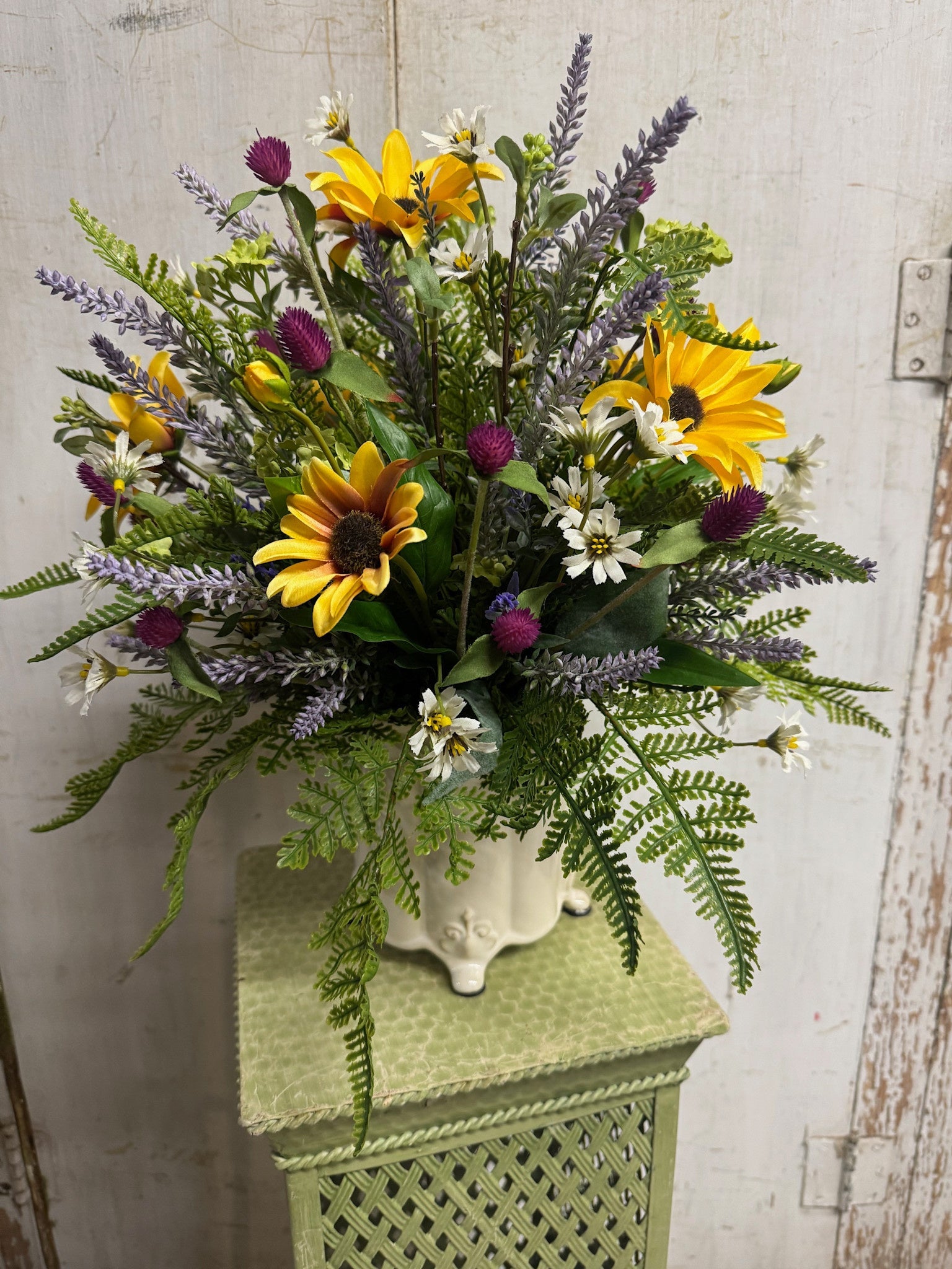 Custom Sunburst Black Eyed Susan in Scalloped Vase