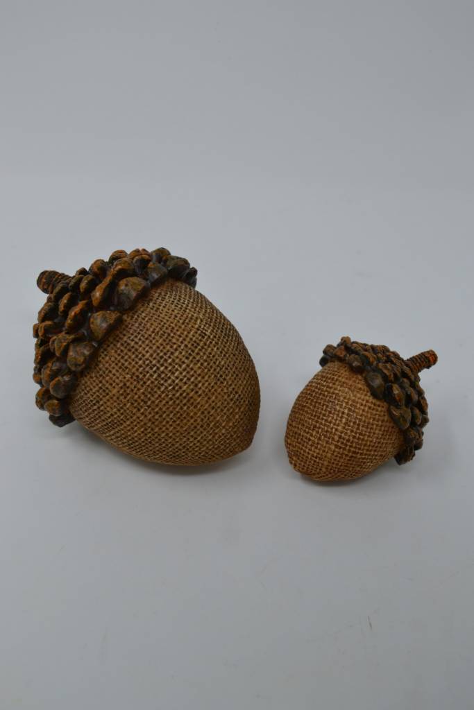 Pinecone Top Acorn (3-Sizes)