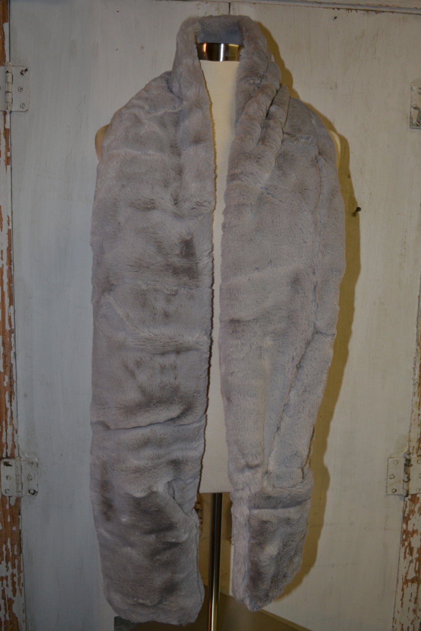 Fur Scarf w/ Pockets