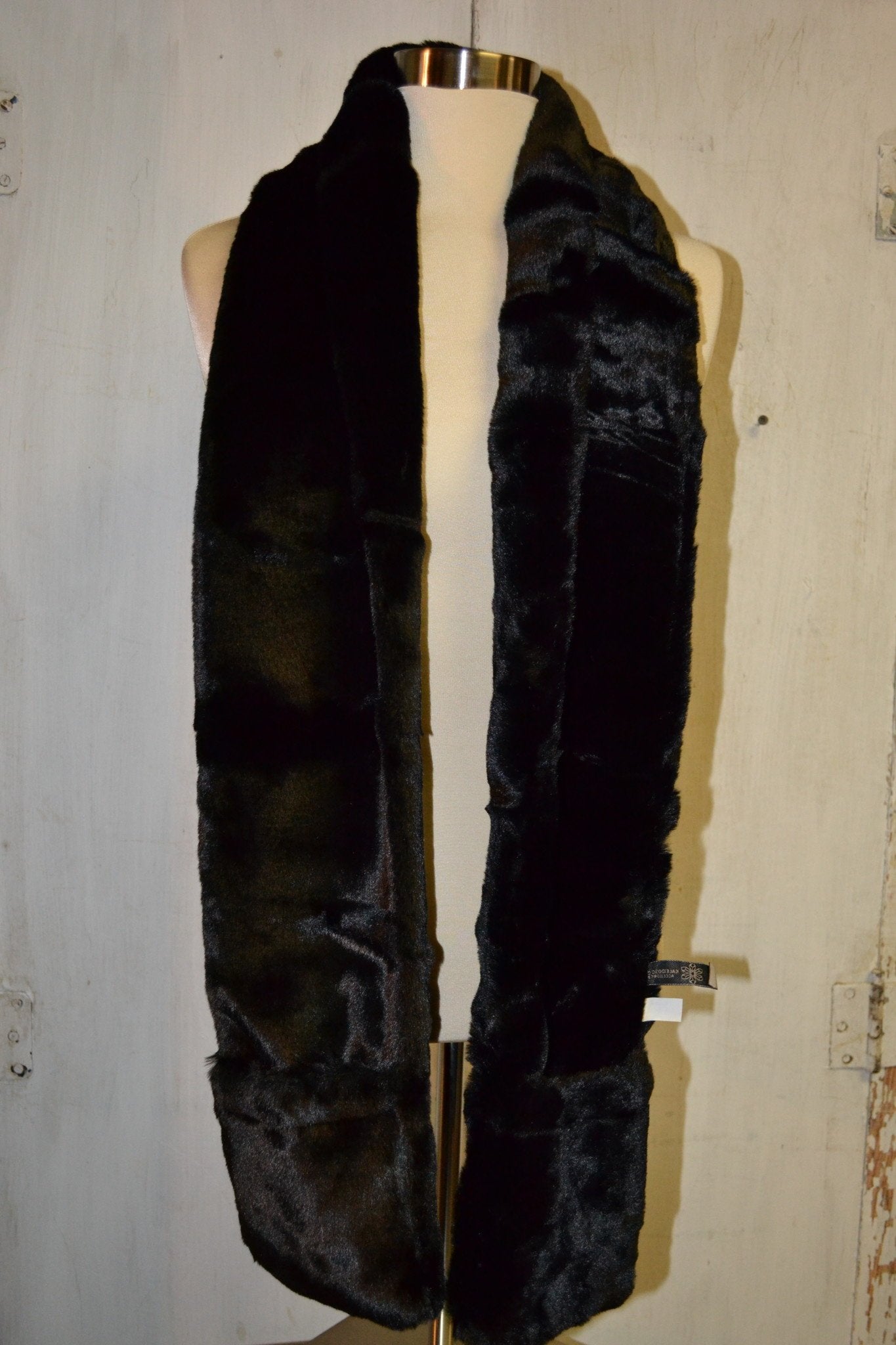 Fur Scarf w/ Pockets