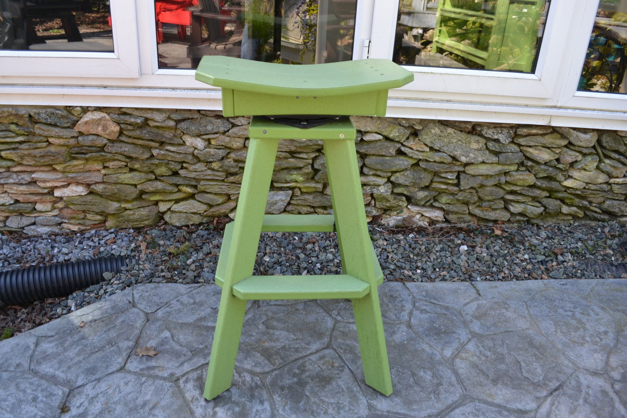 Outdoor Swivel Bar Stool