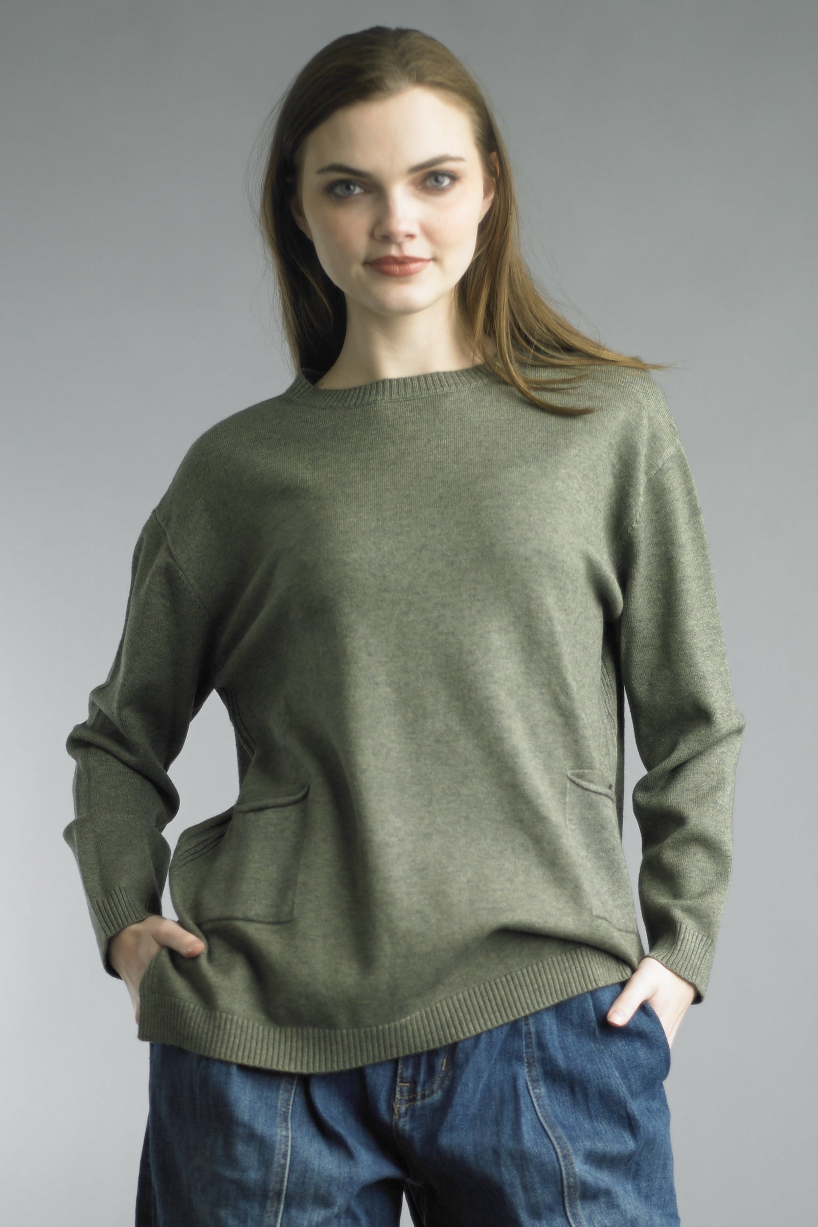 Crewneck Double Pocket Sweater By: Tempo Paris