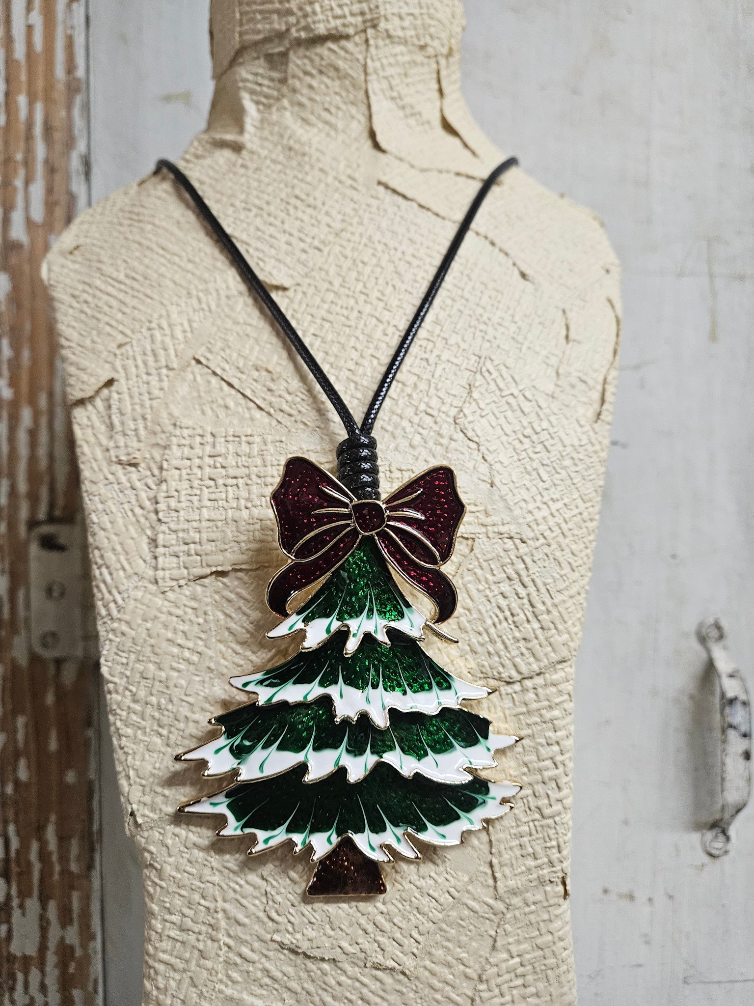 Christmas Tree Necklace w/ Bow