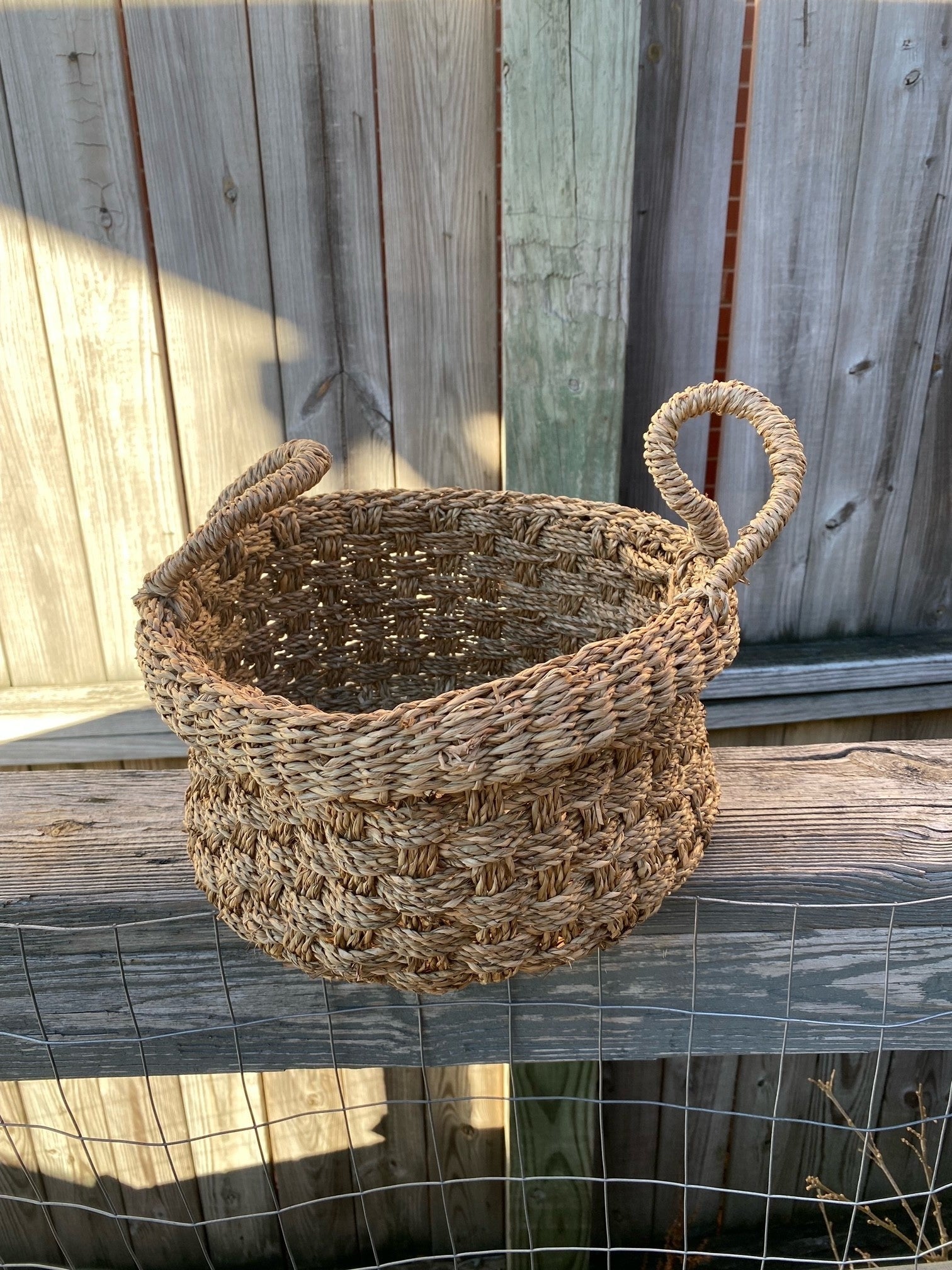 Handled Seagrass Basket