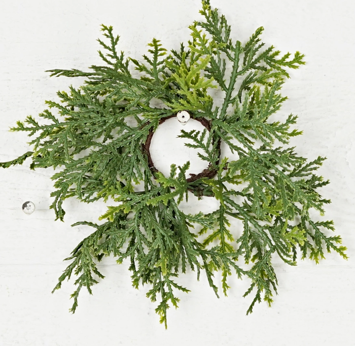 Soft Touch Dripping Cedar Candle Ring