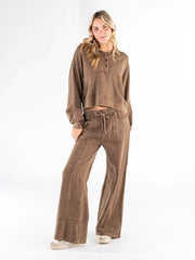Pocket Panel Pant by: Simply Southern