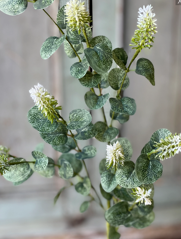 35" Yarrow Bud Stem (4-Colors)