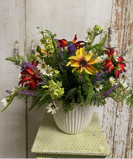 Custom Wild Daisy & Black-Eyed Susan Wildflower Arrangement